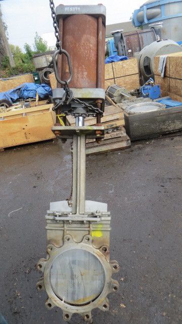 Grinell 14"-150 knife gate valve actuated
