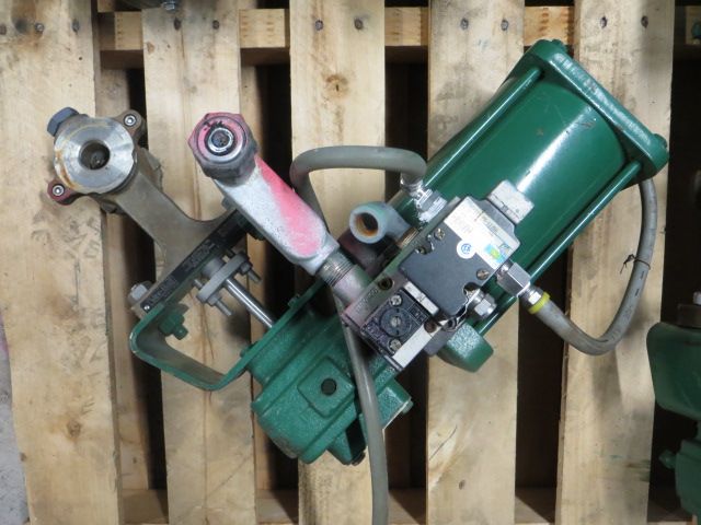 Fisher V-Ball Valve 1" V100 with actuator