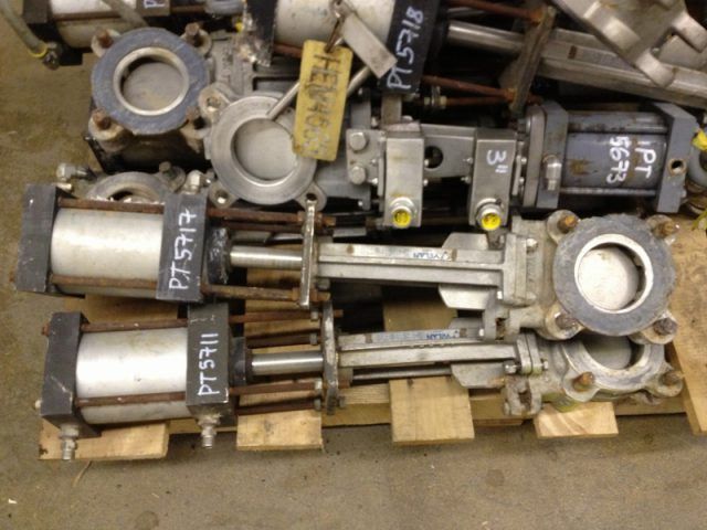 Velan 3"-150 Knife Gate Valve with Actuator