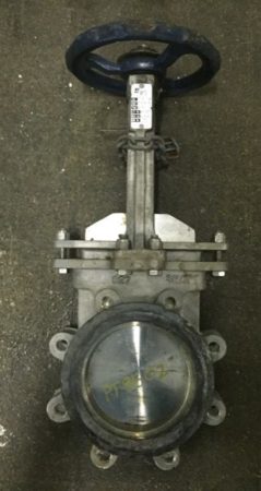 FCC 6″-150 knife gate valve, hand wheel operated