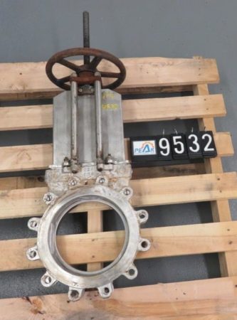 TL 10″-150 knife gate valve, hand wheel operated