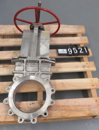 FCC 10″-150 knife gate valve, hand wheel operated
