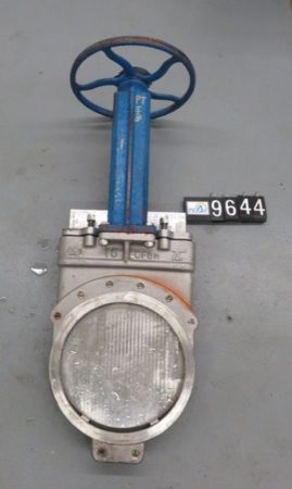 TL 16″-150 knife gate valve, hand wheel operated