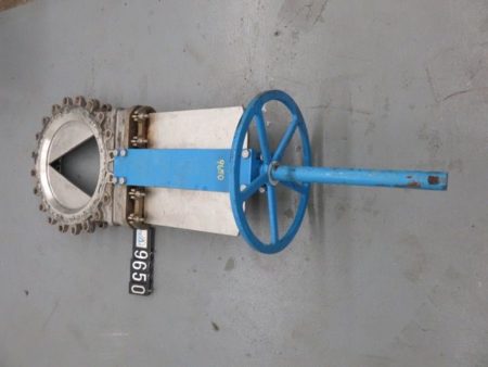 Orbinox 20″ Knife Gate Valve, V-Port, Hand Wheel Operated