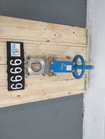 Orbinox  3″-150 knife gate valve, hand wheel operated
