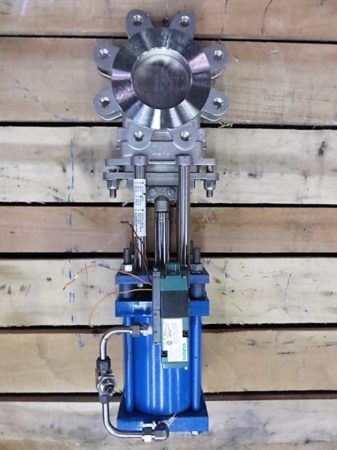 TL 4″-150 Knife gate valve with pneumatic actuator  NEW