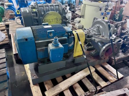 Flowserve 4LR-12E split case pump with base and motor